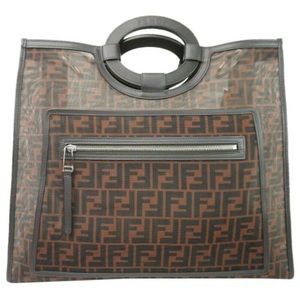 Fendi Runway Large Size Tote 👜 Gorgeous bag!! Bought from Tradesy.